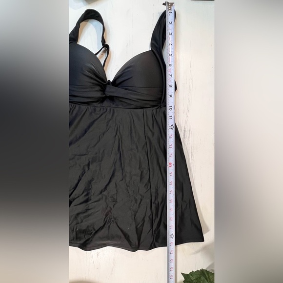 VENUS Swim Dress One Piece, Wire Free, Black, Size 8, NWOT - Picture 8 of 8